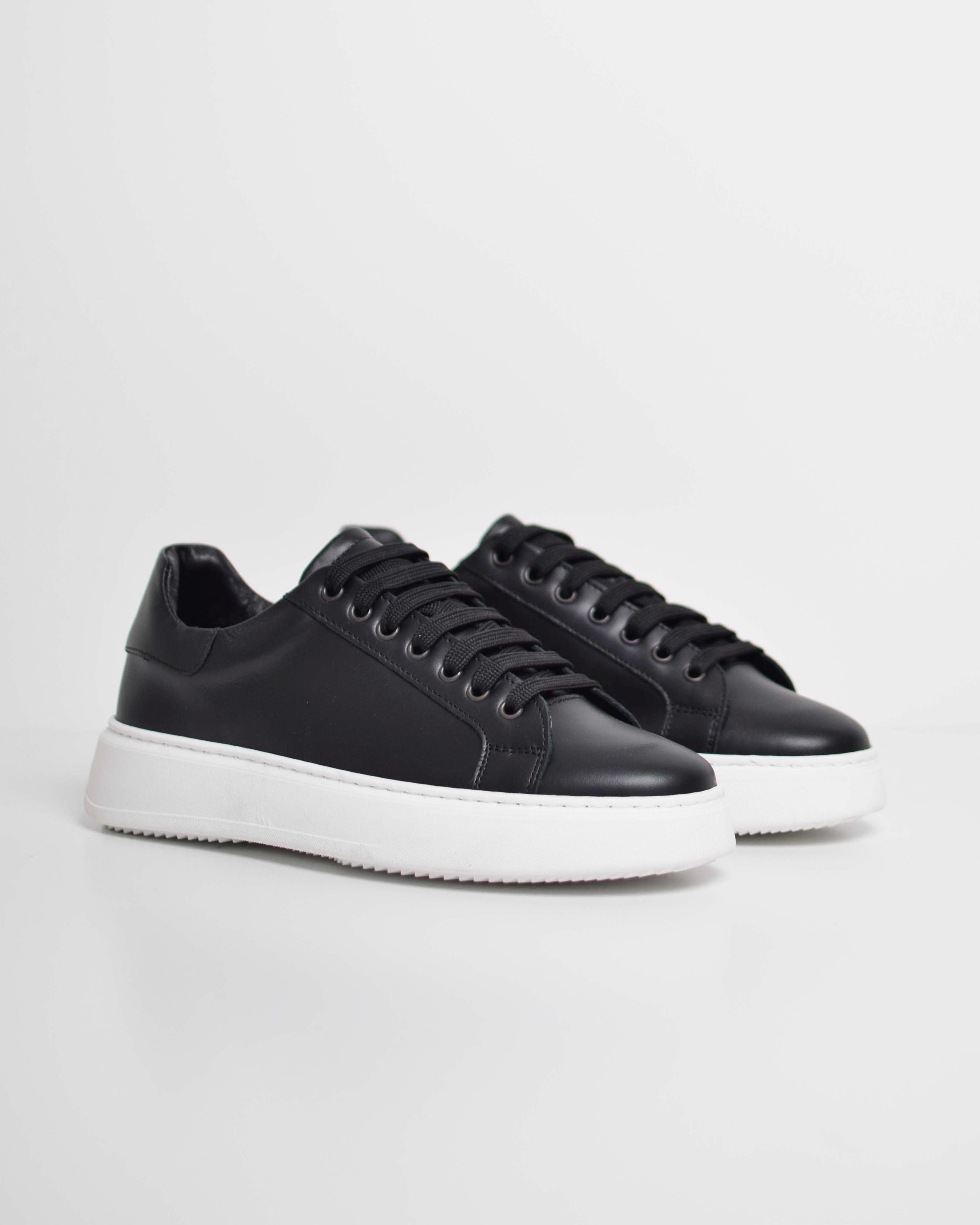 Sneakers in pelle