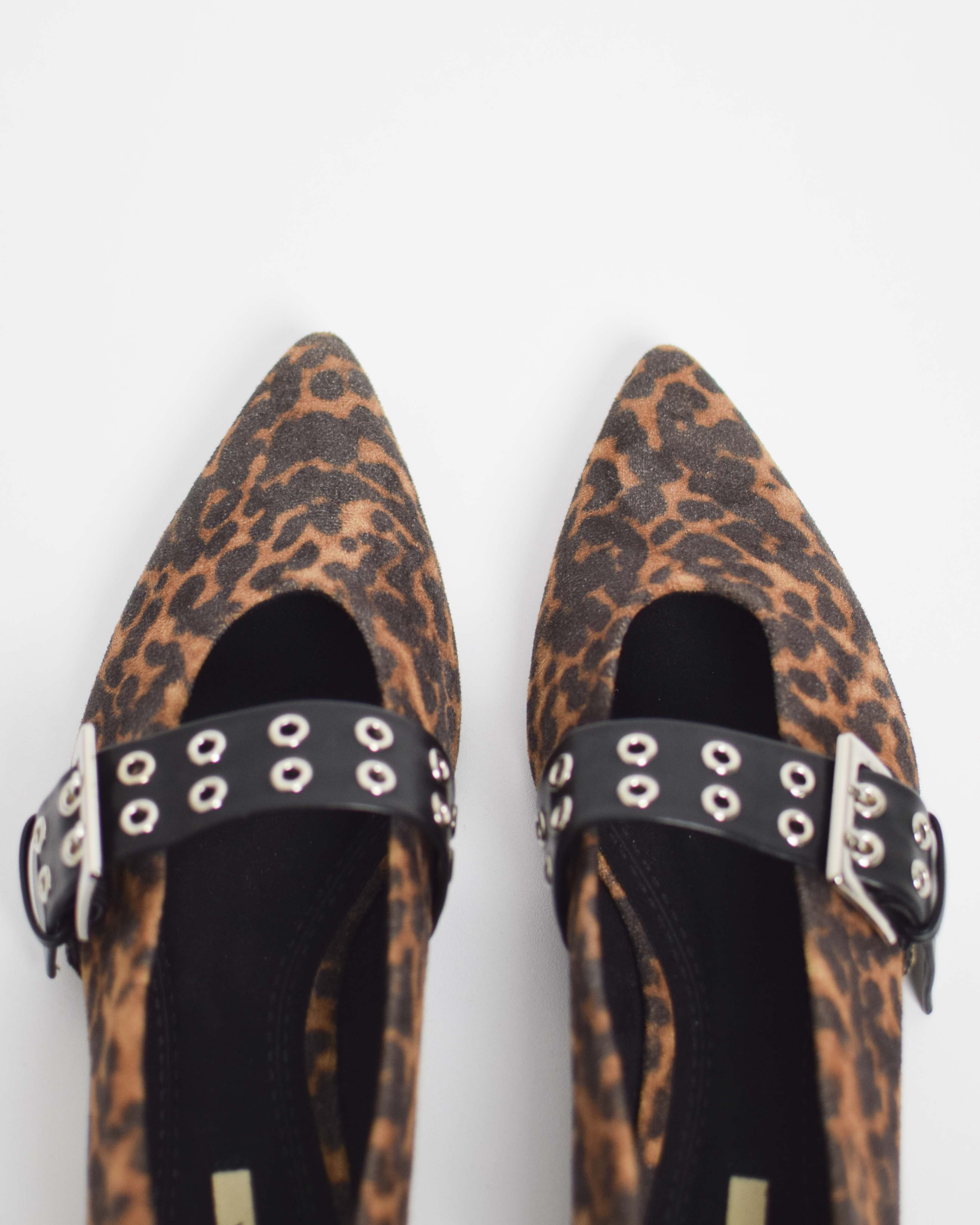 Ballerina Leopardata Con Borchie