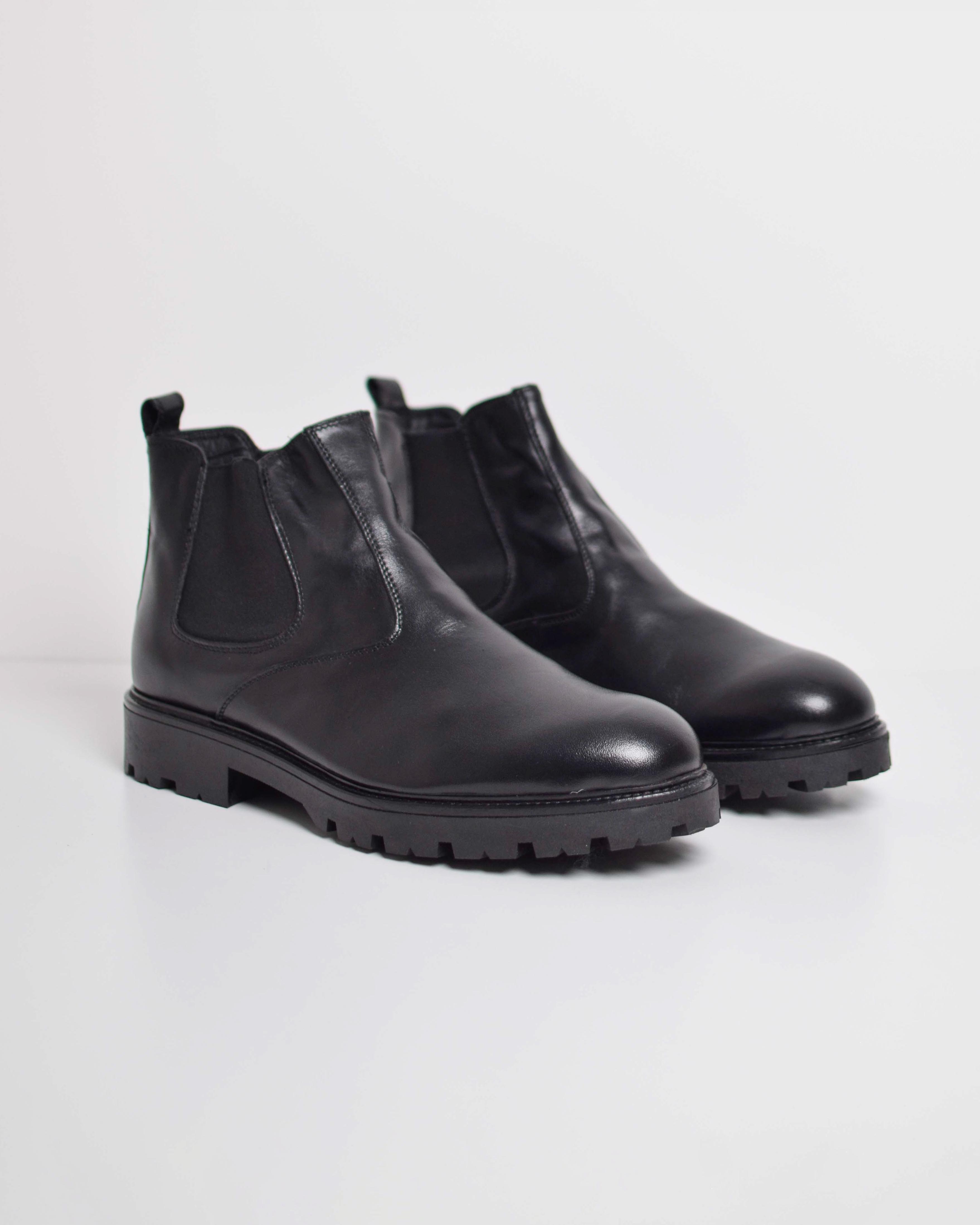 Leather Chelsea Boots