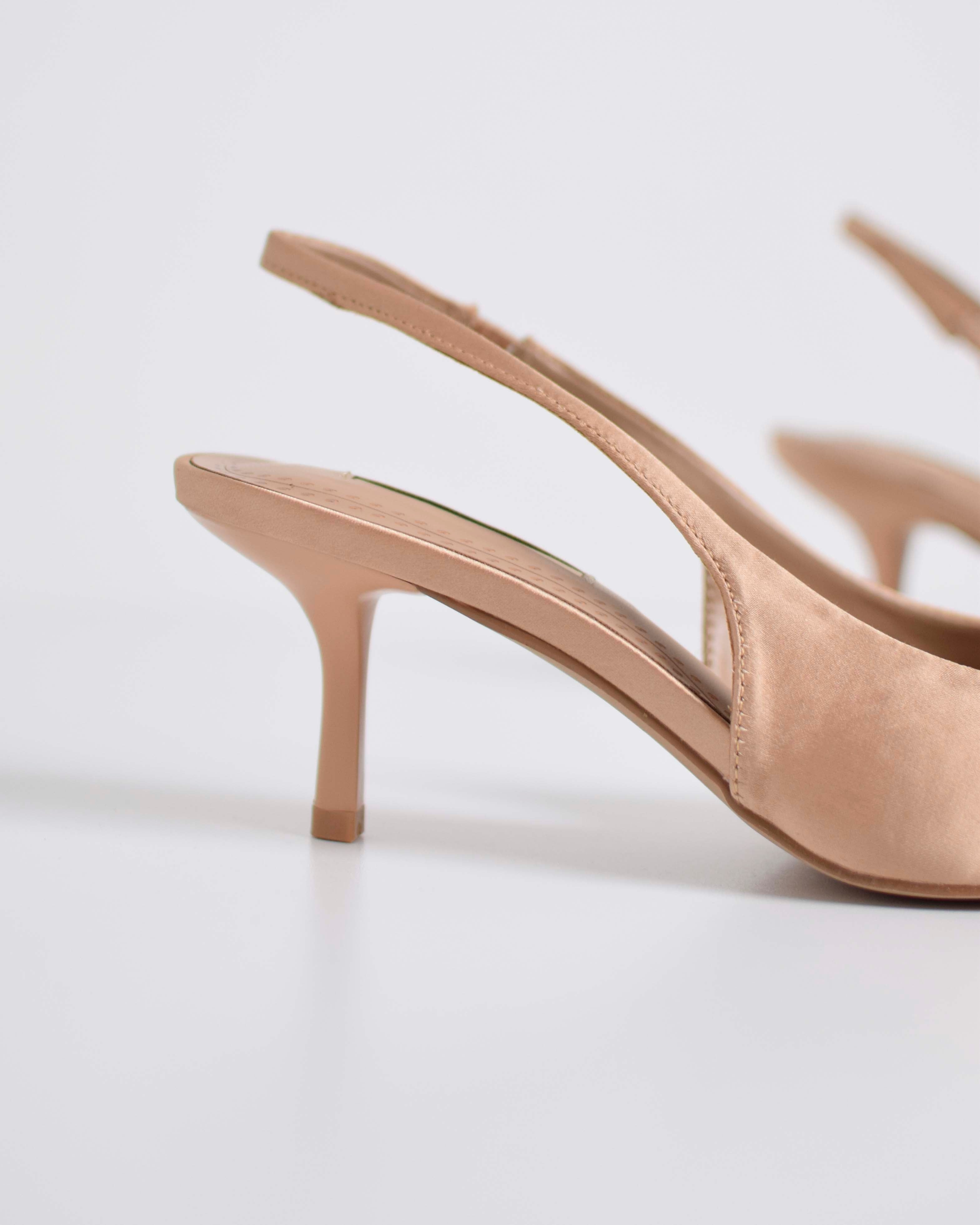 Decolletè Con Fiocchetto