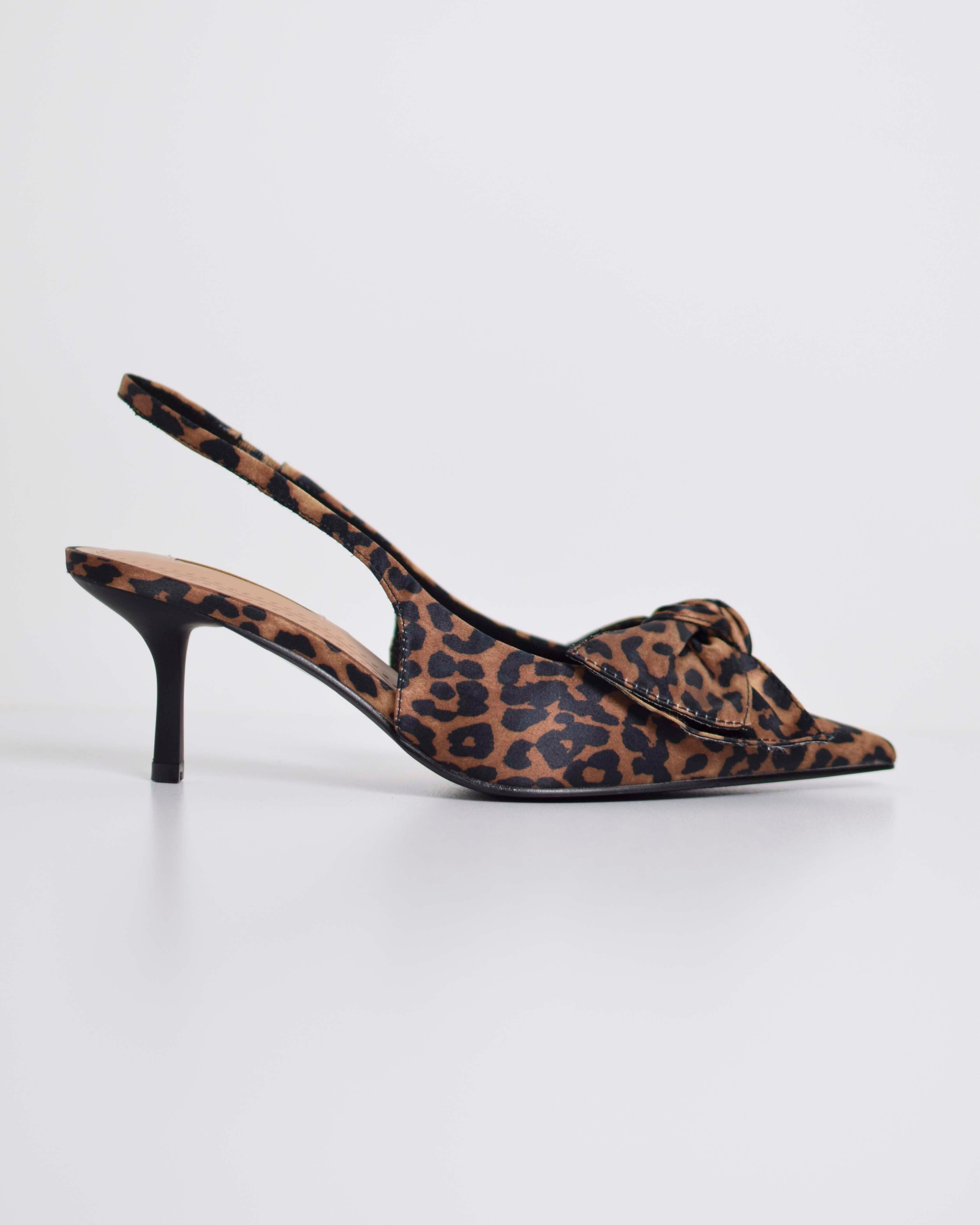 Decolletè Con Fiocchetto