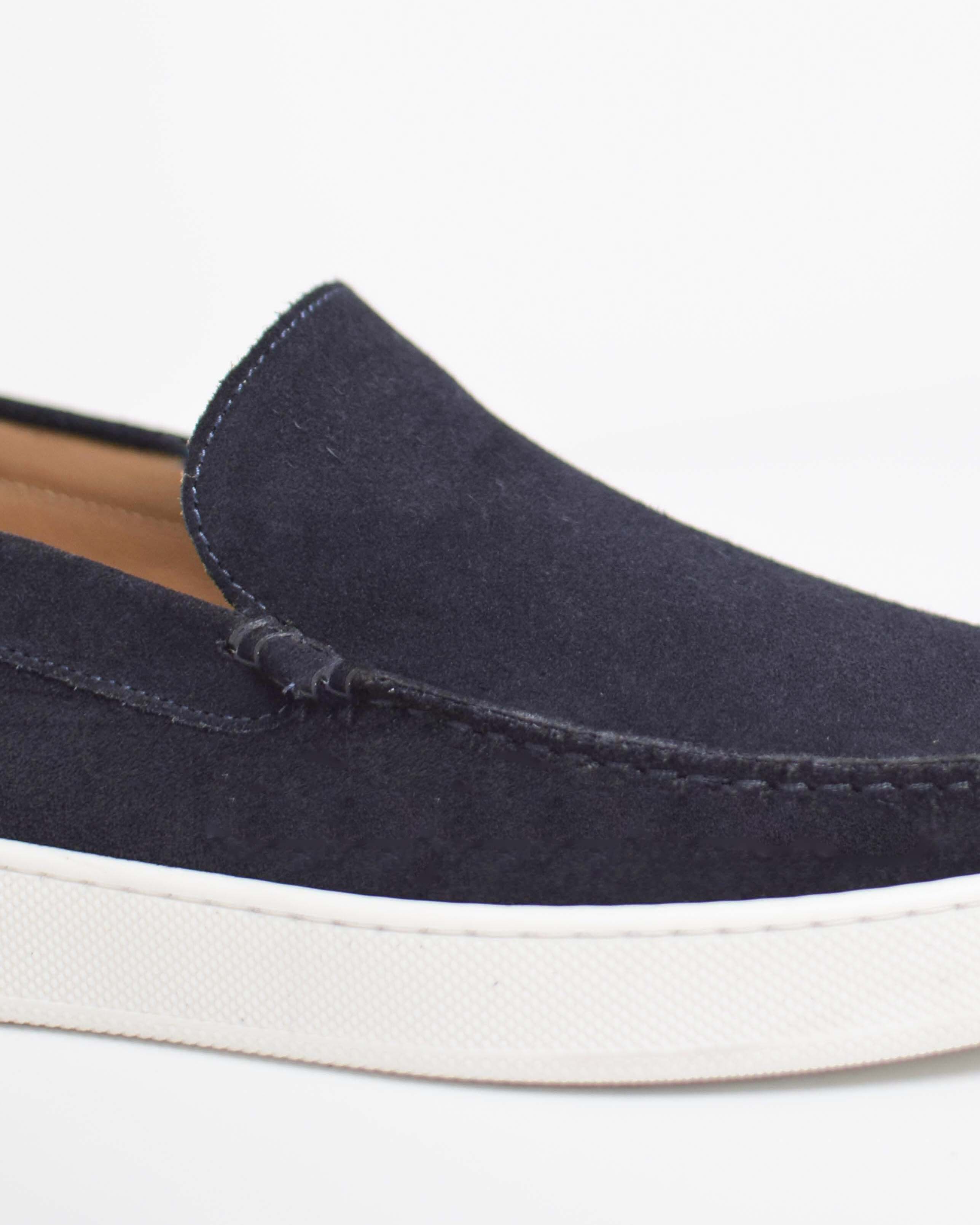 Smooth suede moccasins