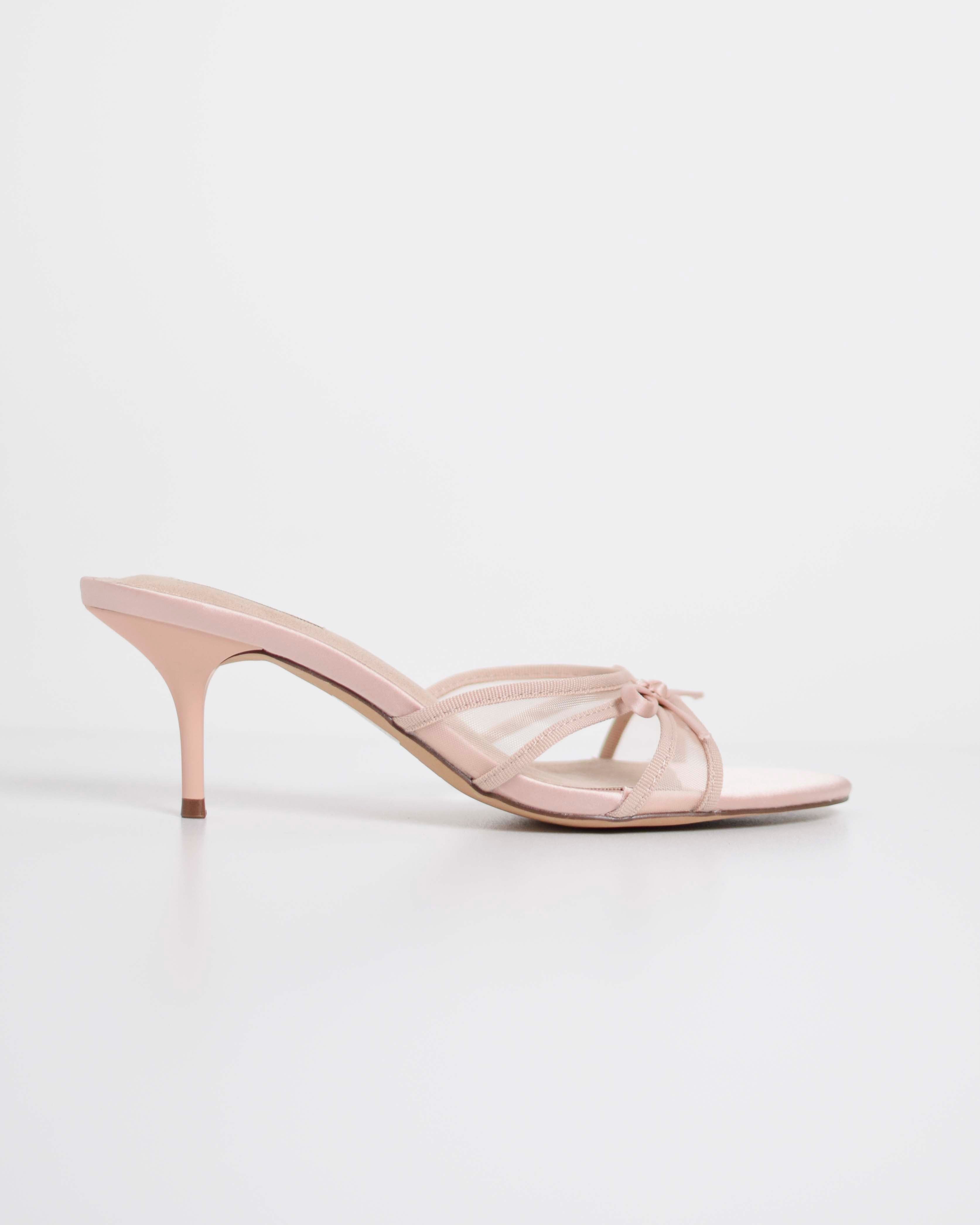 Sandalo Con Tacco E Fiocchetto