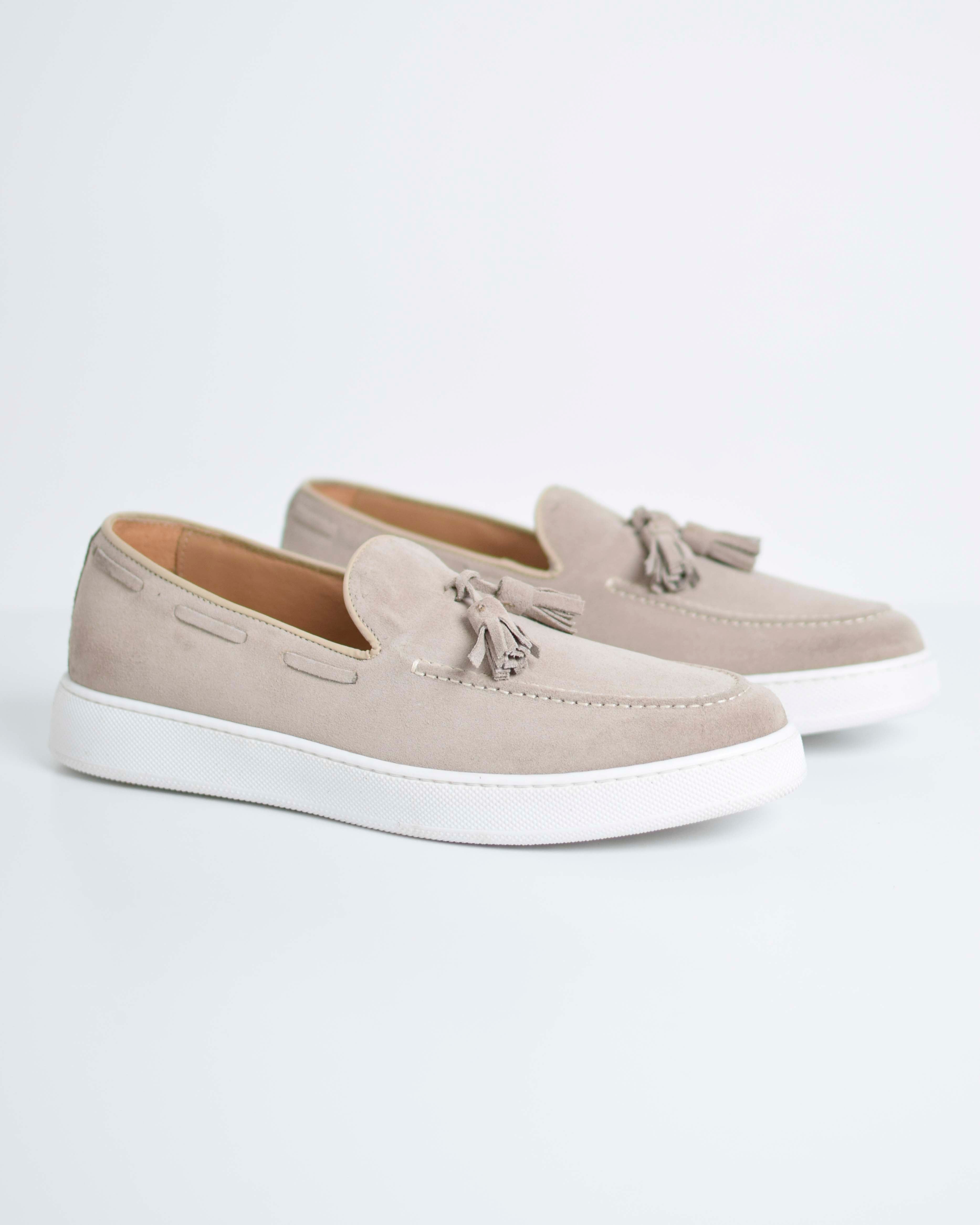 Suede tassel loafer