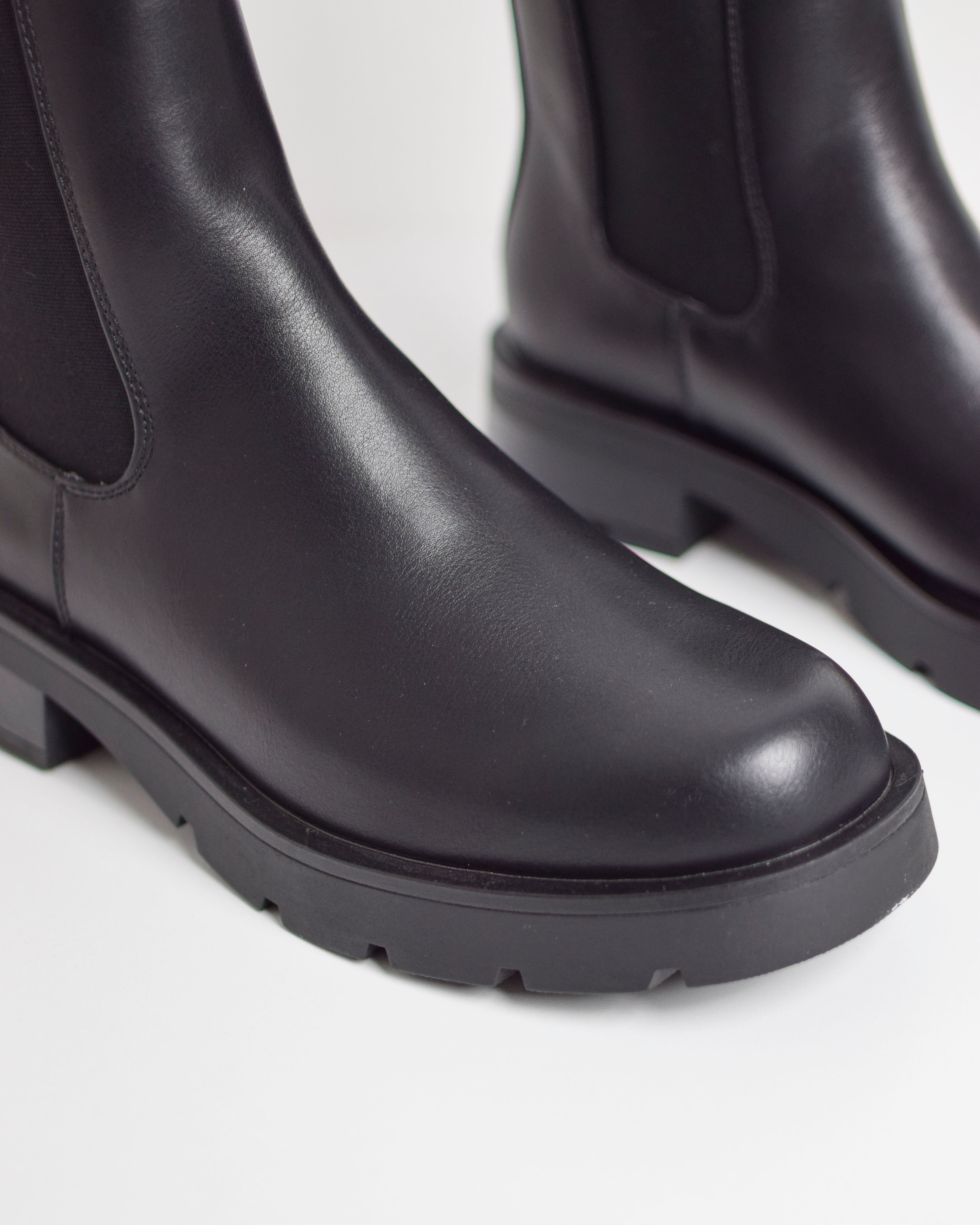 Stivaletto Con Elastico Suola Track