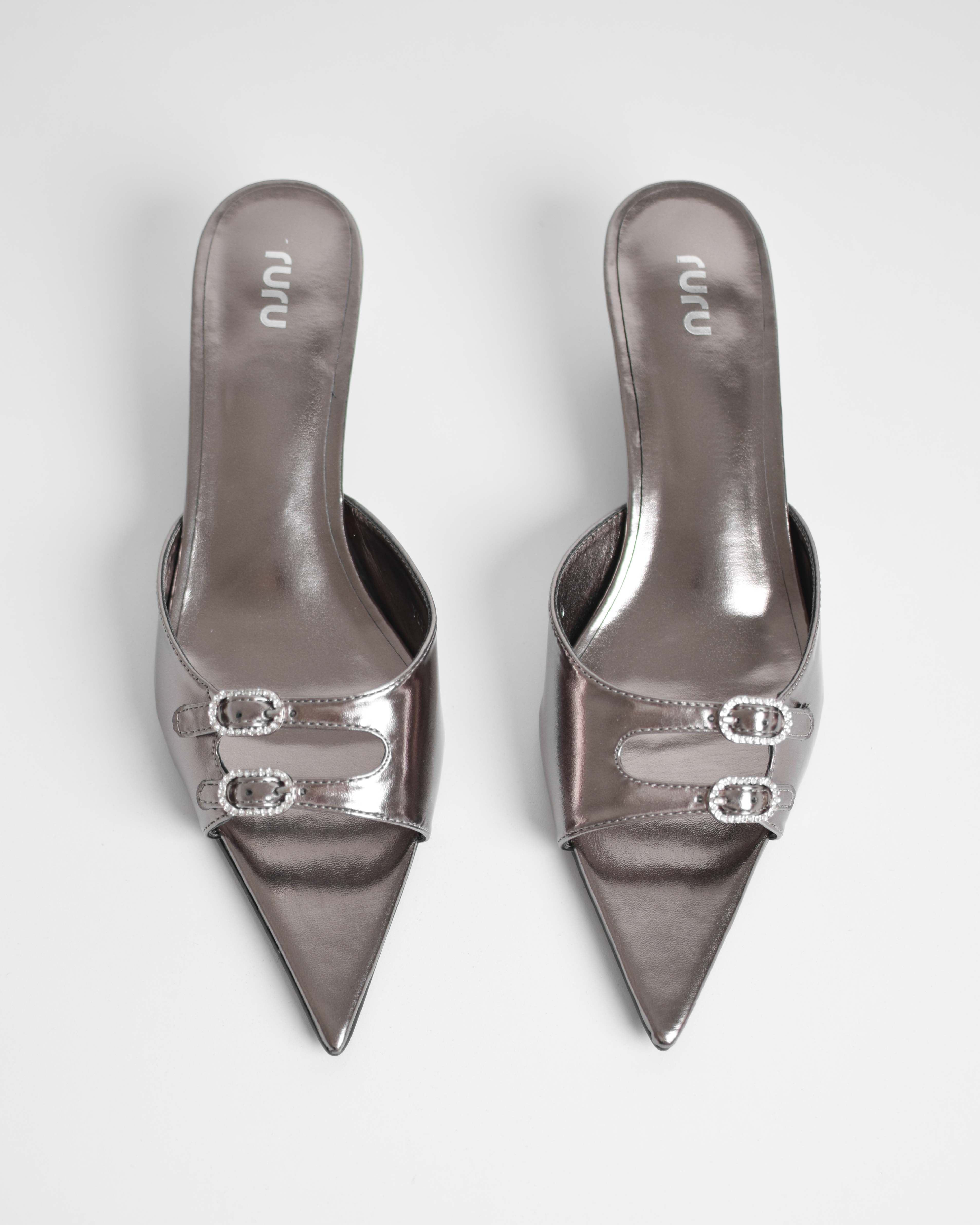 Sandalo A Punta Con Cinturini