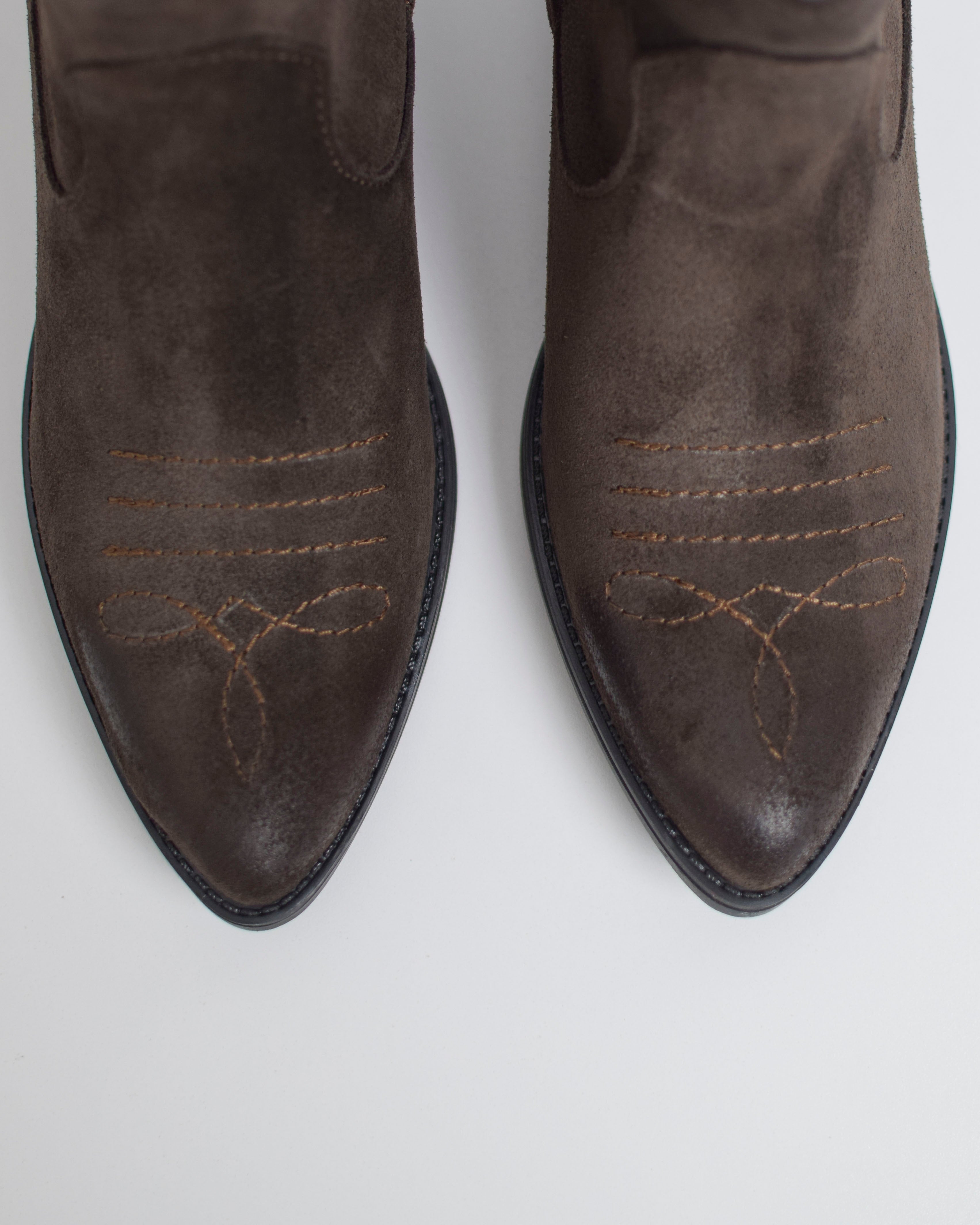 Camperos Bassi In Pelle Scamosciata