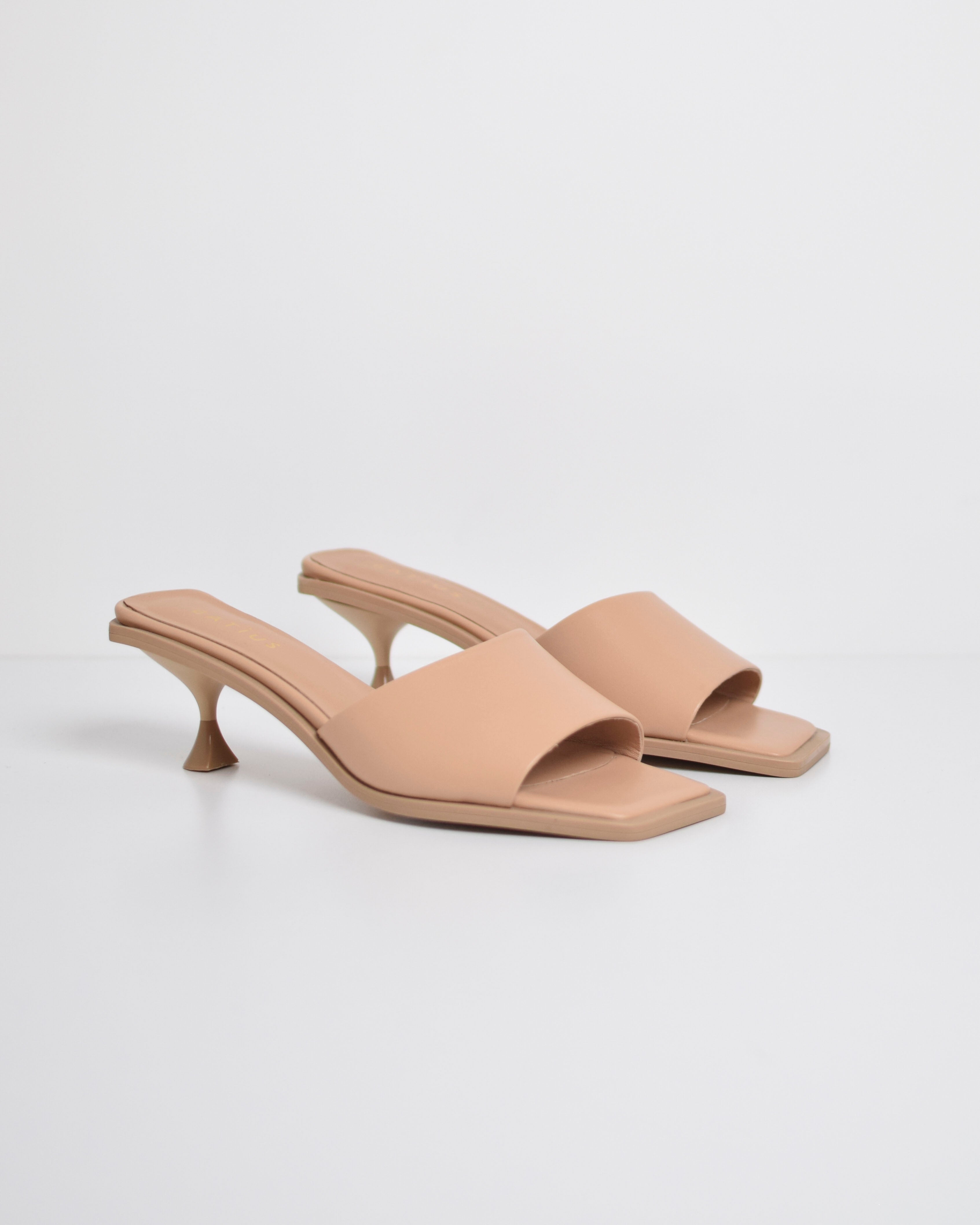 Leather heeled sandal