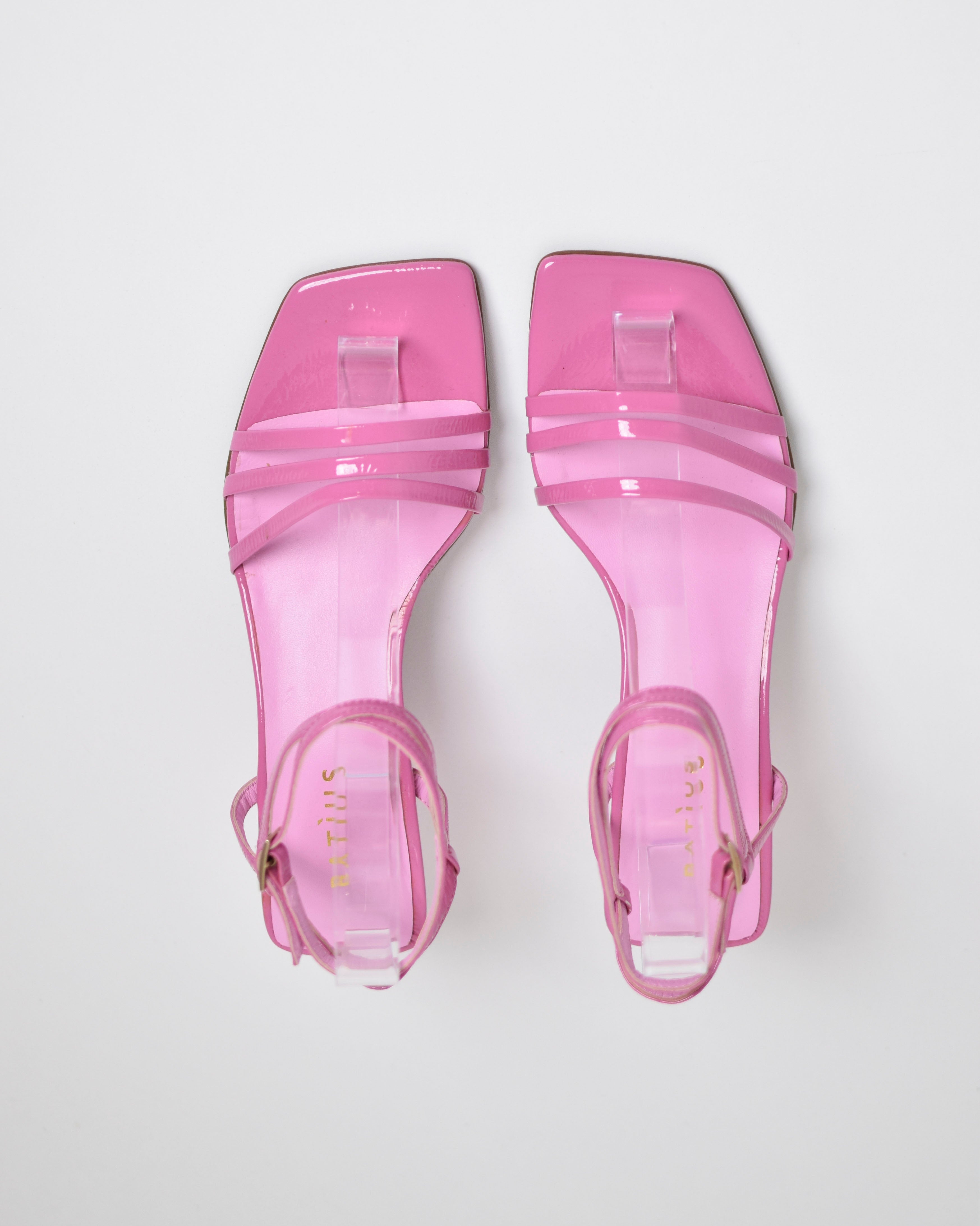 Sandalo con tacco in pelle