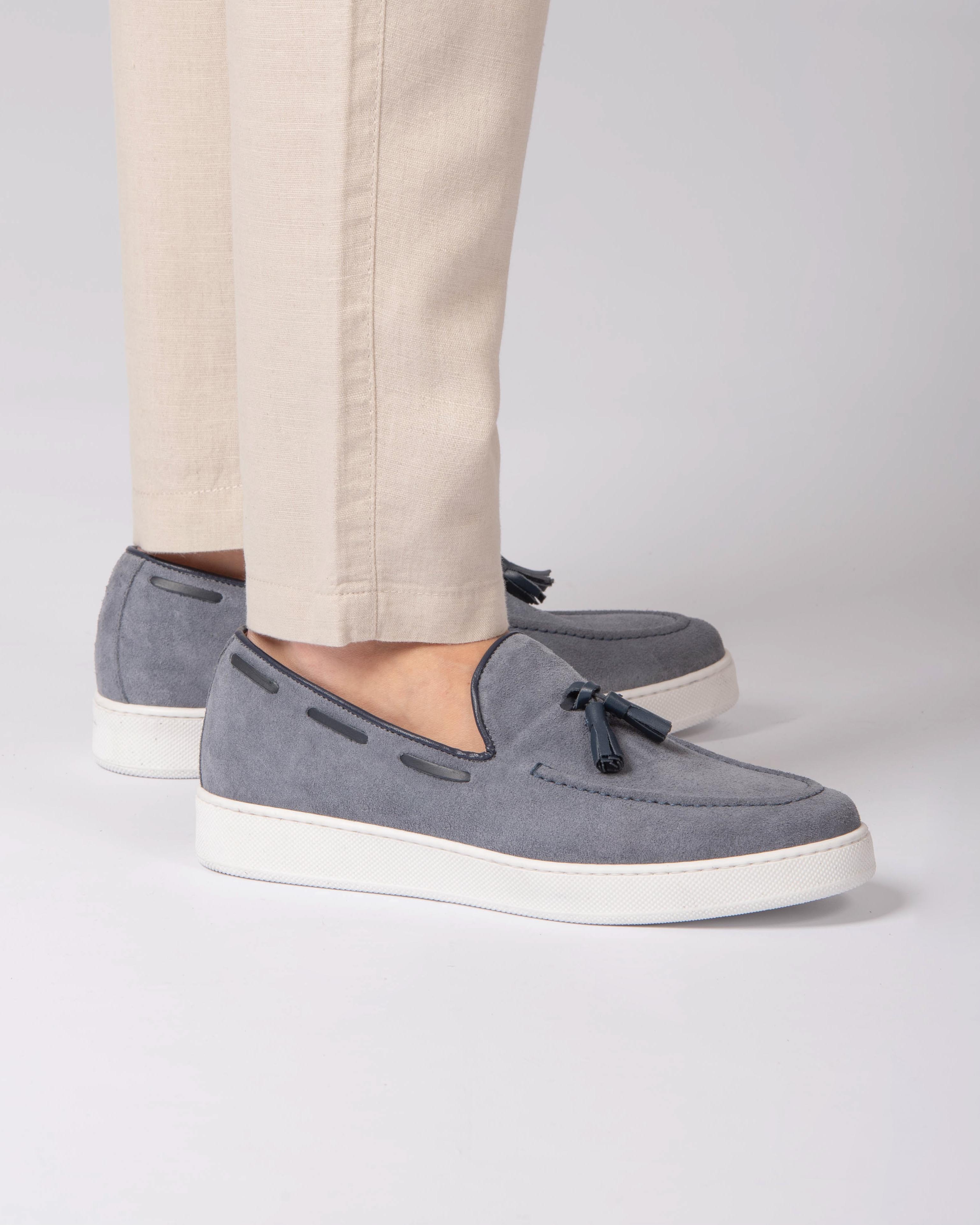 Suede tassel loafer