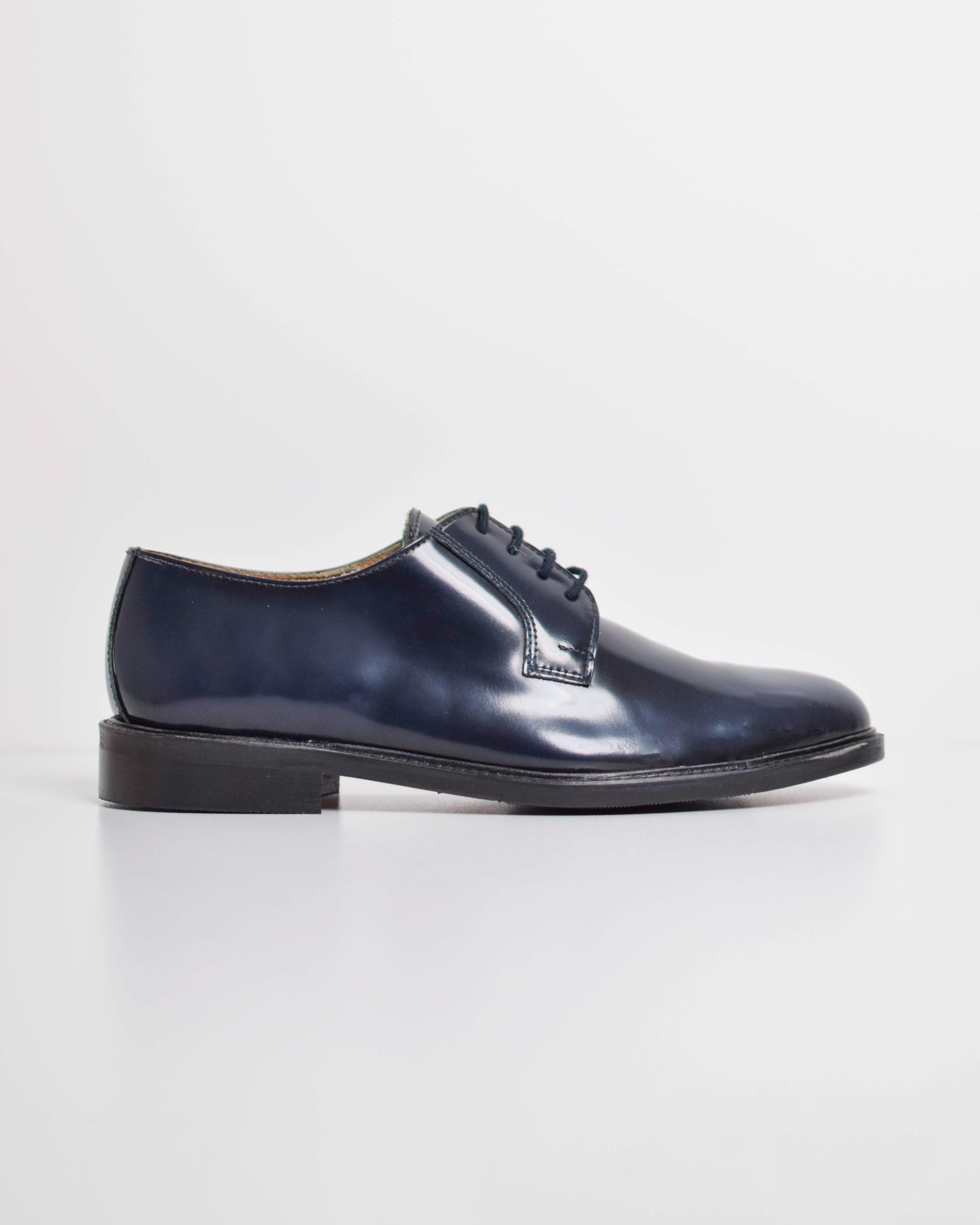 Stringate derby in pelle