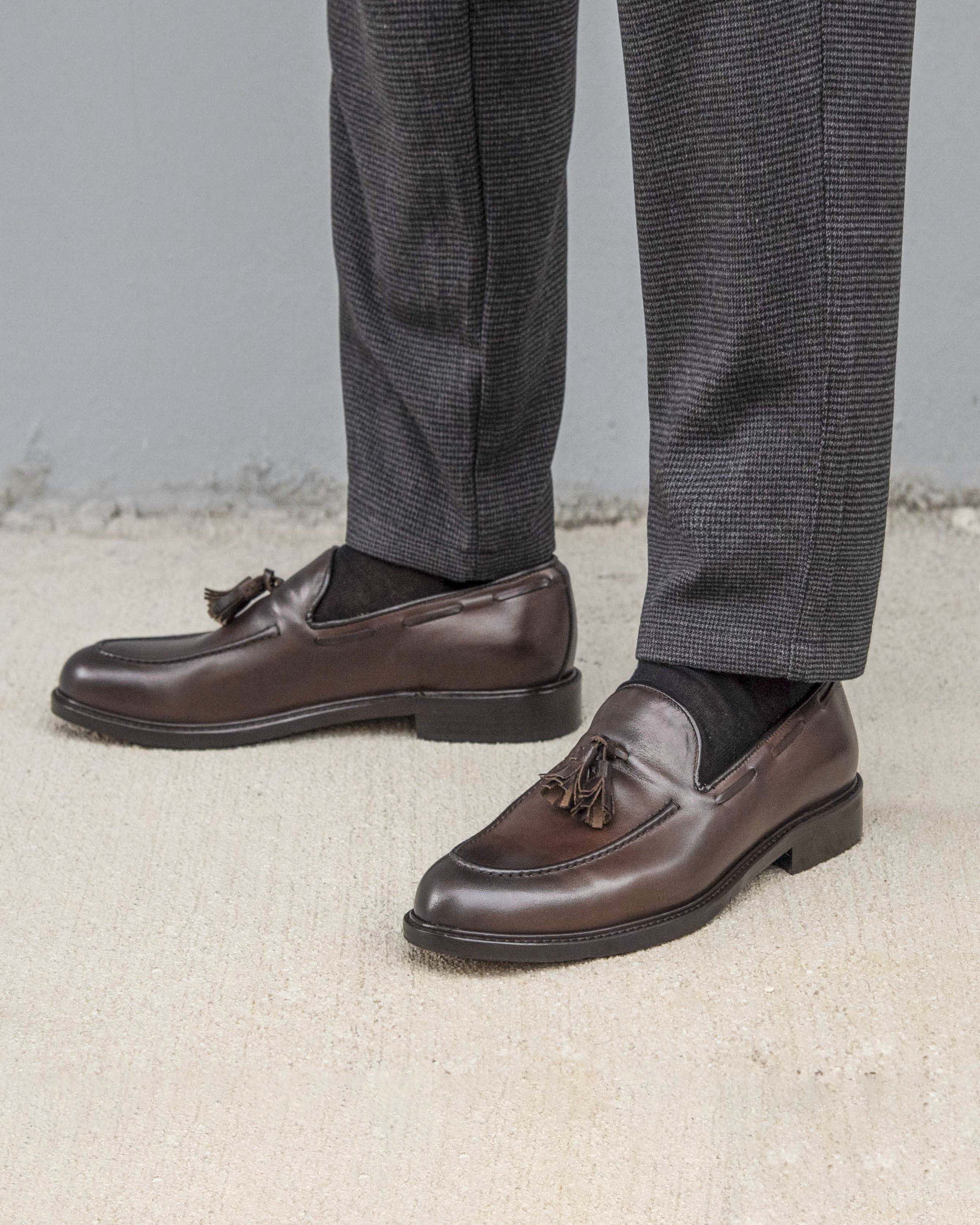 Leather tassel loafer