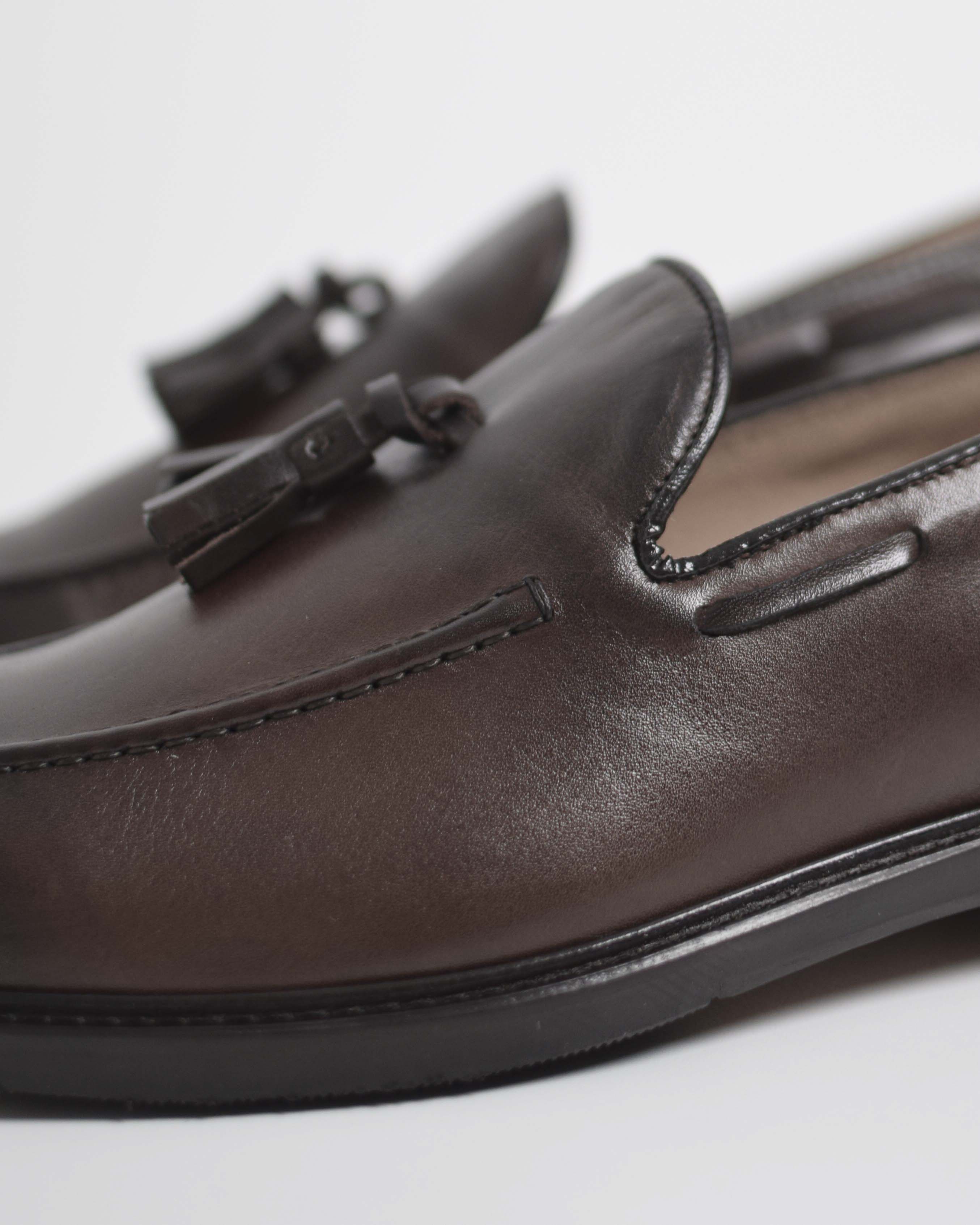 Leather tassel loafer