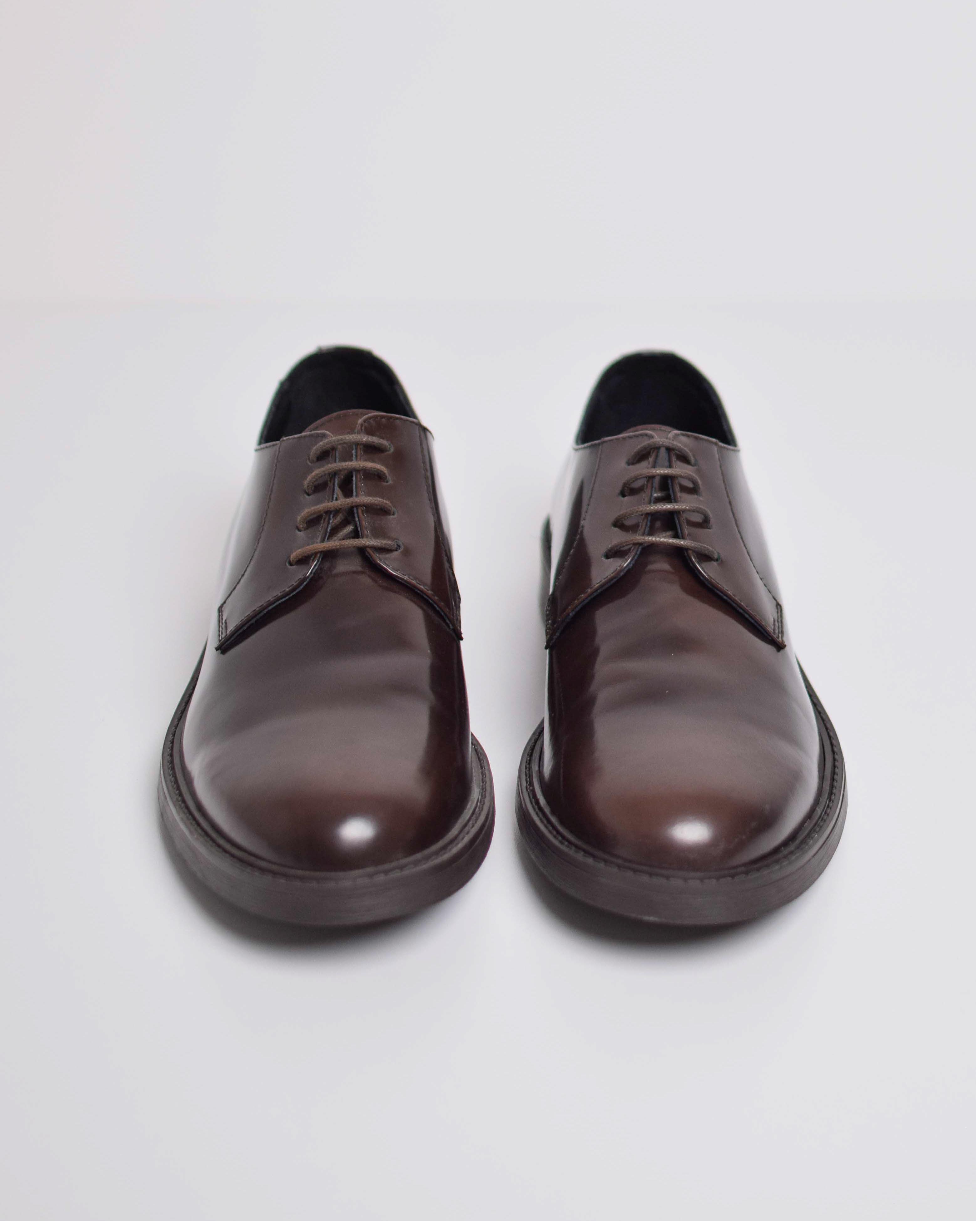 Leather derby lace-ups