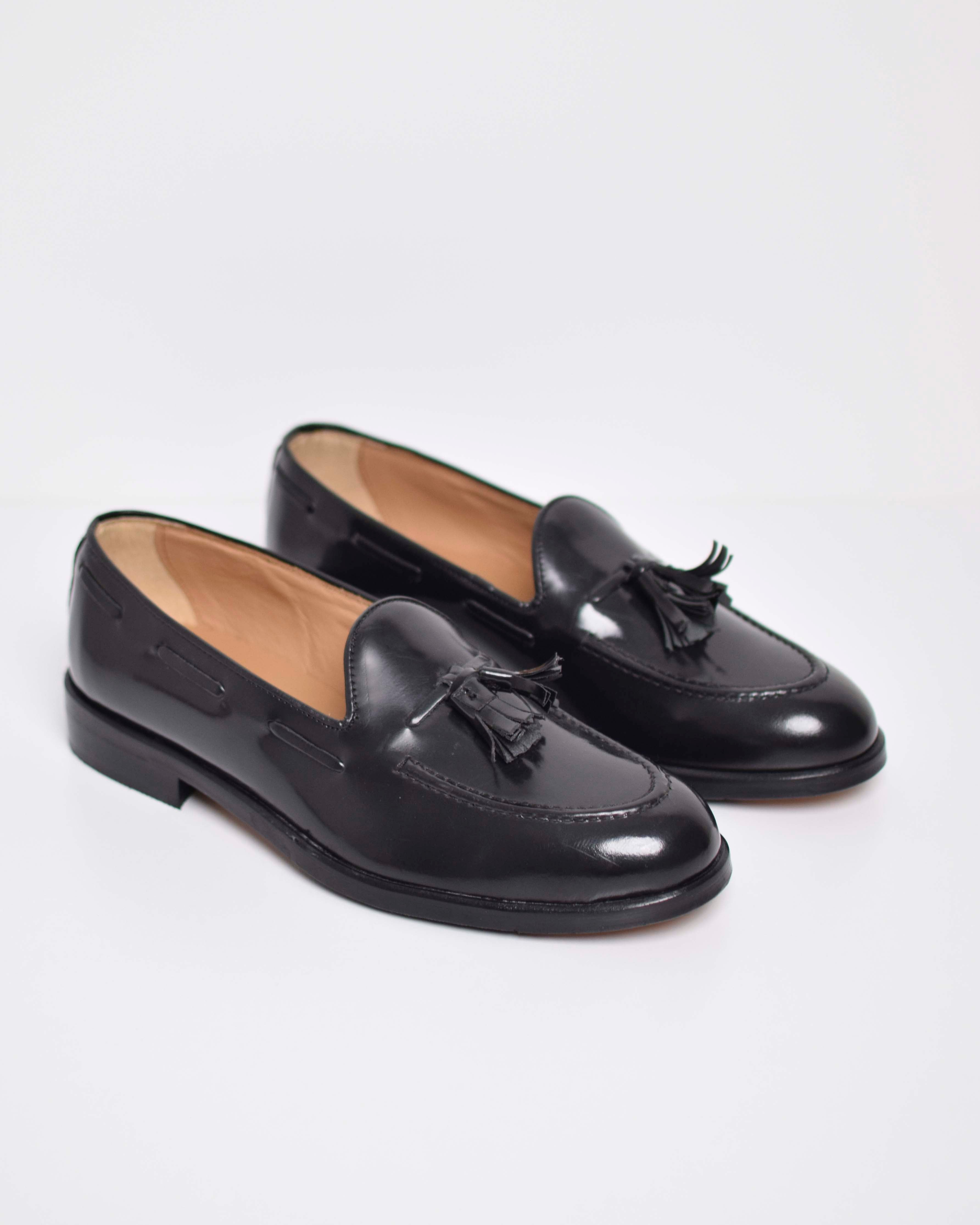 Leather tassel loafers