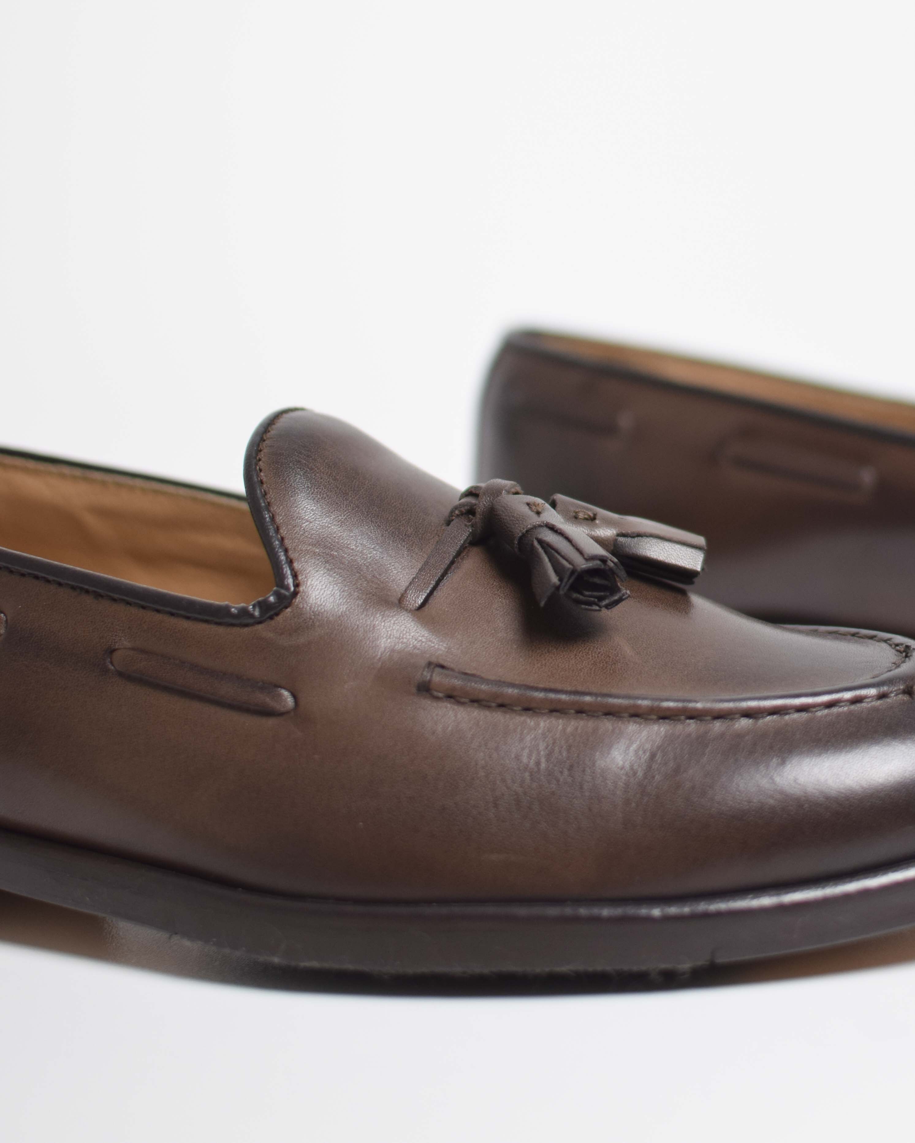 Leather tassel loafers