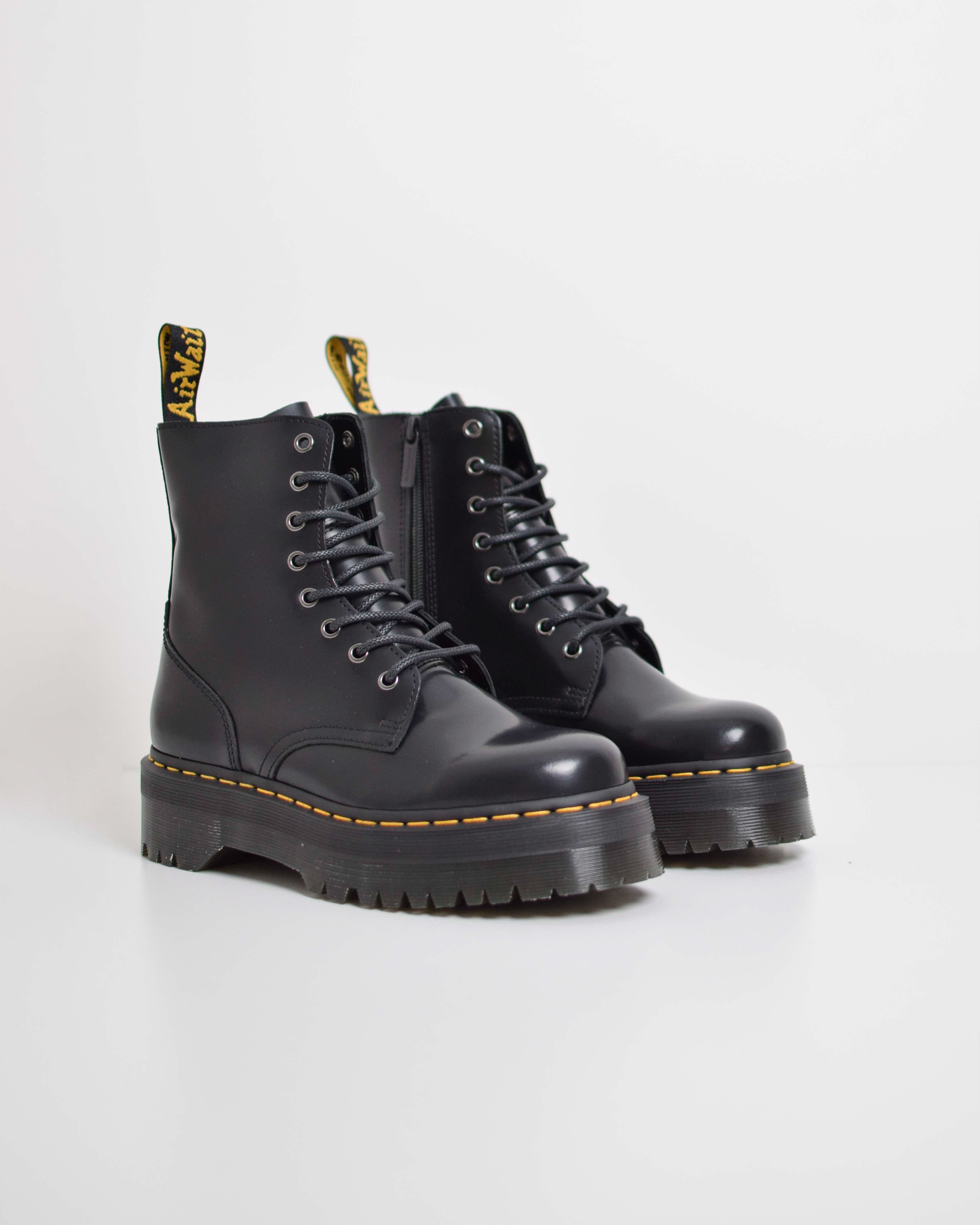 Dr. Martens Stivaletti Platform Jadon